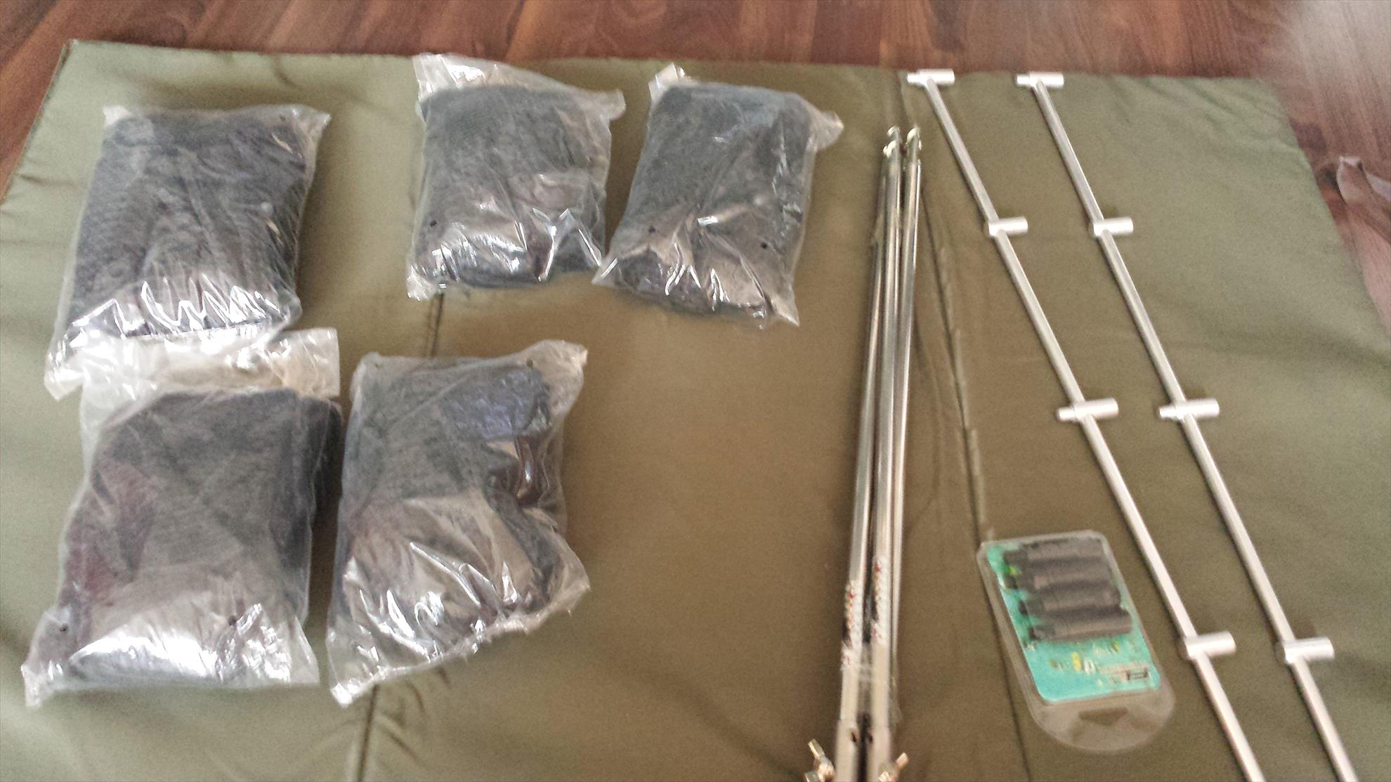 Pescuit - Pregatire pt cupa carpbook saltea de primire si saci de pastrare si cateva acceorii



